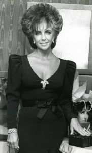 Elizabeth Taylor 1987 NYC.jpg